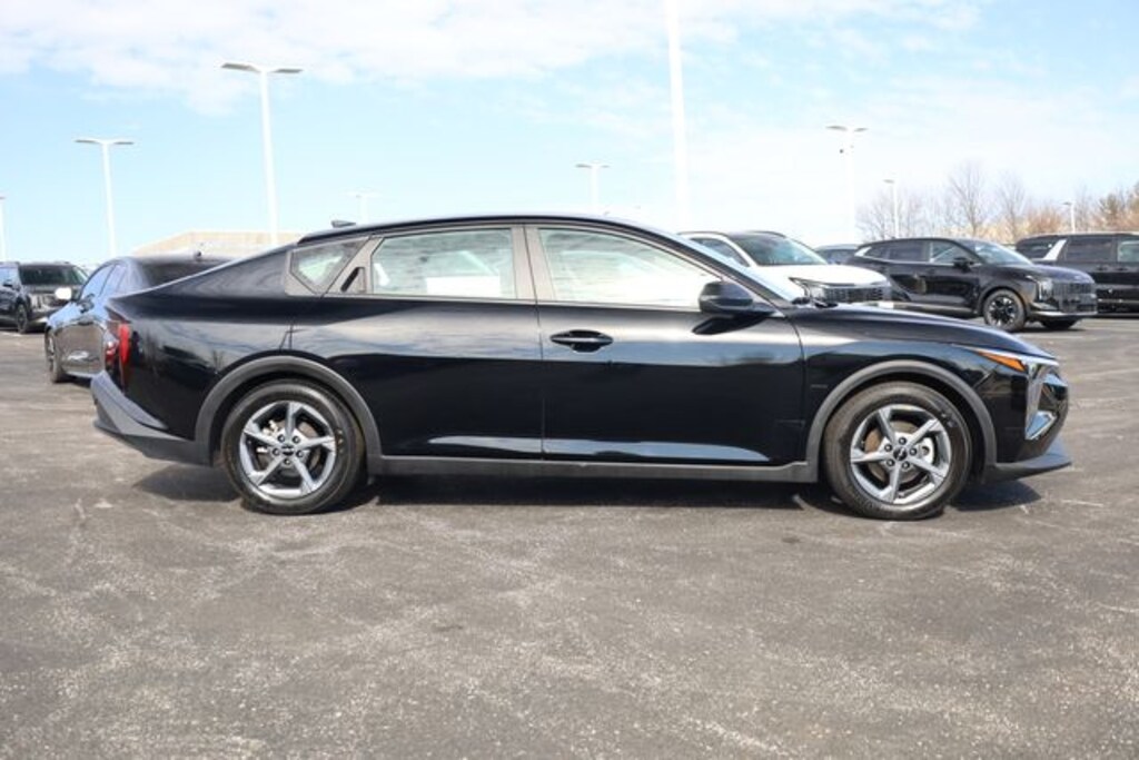 Used 2025 Kia K4 LXS Sedan