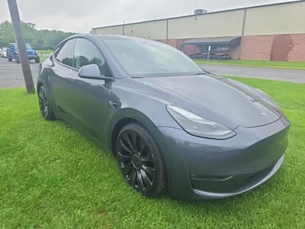 Used 2022 Tesla Model Y Performance SUV