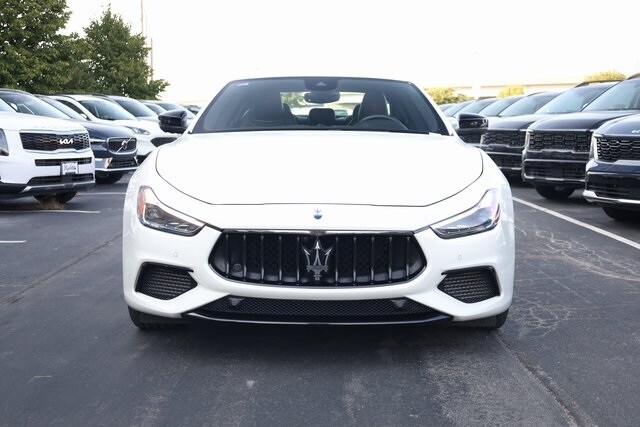 2024 Maserati Ghibli Modena Q4 photo 2