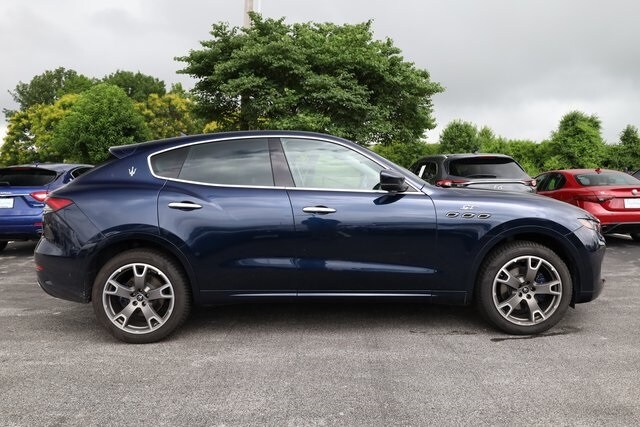 2022 Maserati Levante GT photo 4