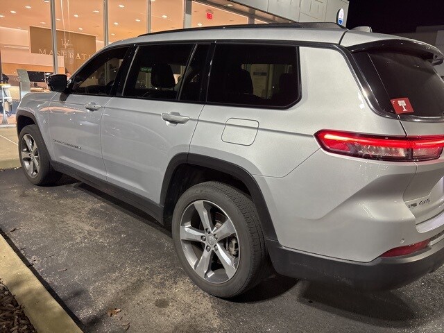 2021 Jeep Grand Cherokee Limited photo 3