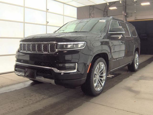2023 Jeep Grand Wagoneer L Series II's photo