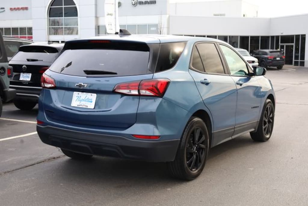 Used 2024 Chevrolet Equinox LS w/1LS SUV
