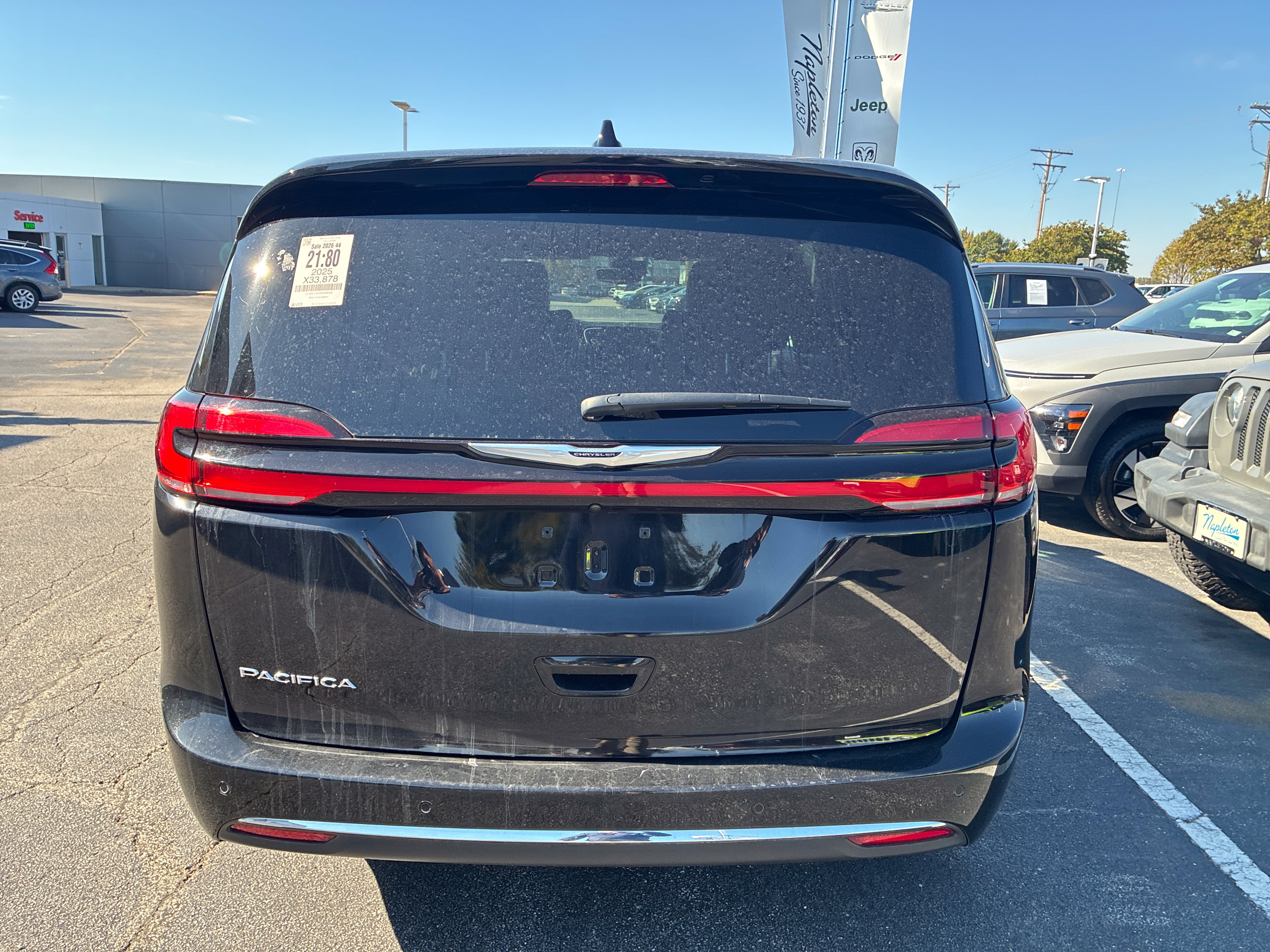 Used 2025 Chrysler Pacifica Select Van Passenger Van