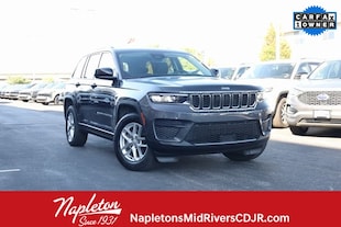 2023 Jeep Grand Cherokee Laredo SUV