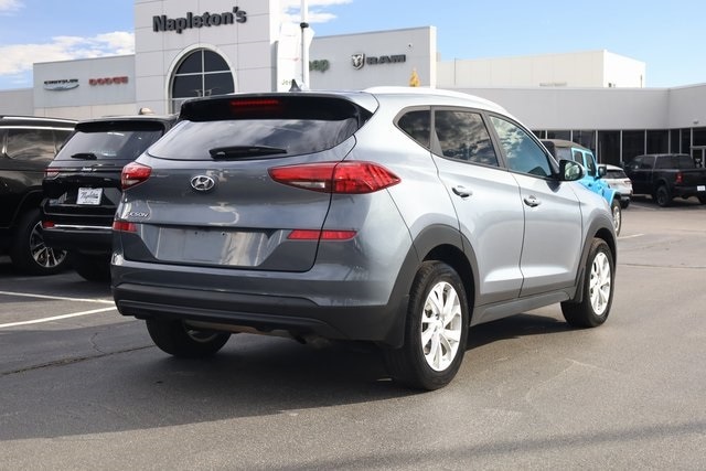 2021 Hyundai Tucson Value photo 3