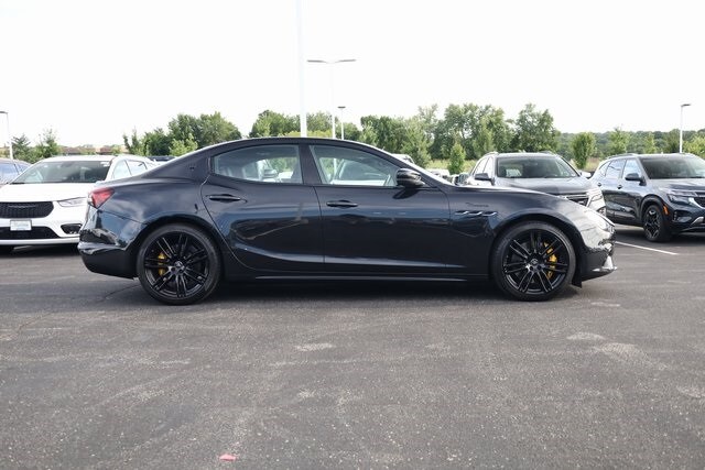 2022 Maserati Ghibli Modena Q4 photo 3