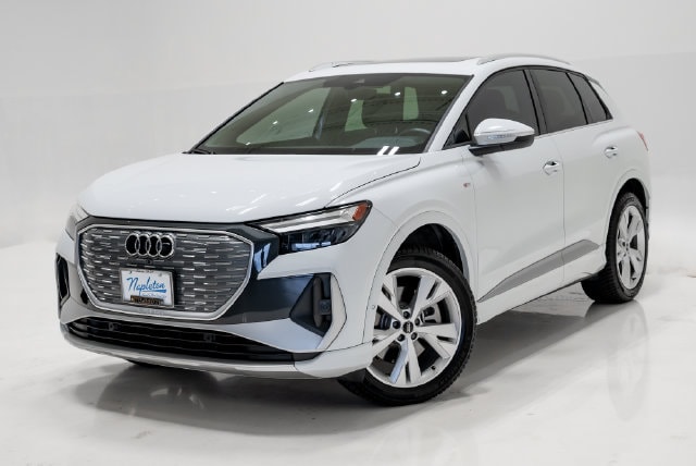 Used 2023 Audi Q4 e-tron Premium Plus with VIN WA1L2BFZ8PP001448 for sale in St. Peters, MO