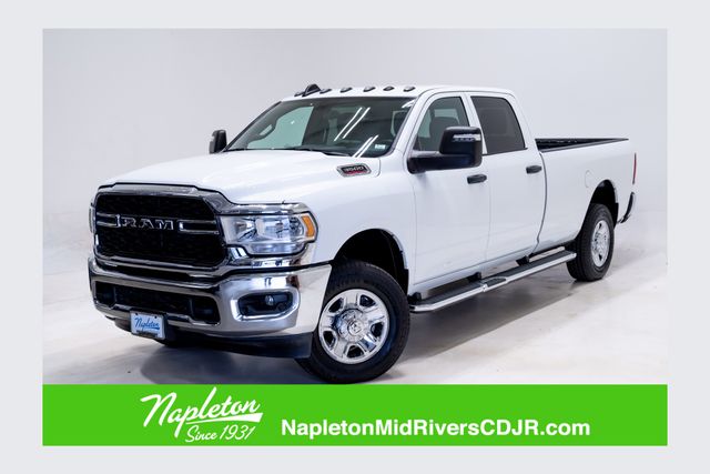 2023 RAM 3500 Tradesman 4X4 Crew Cab LWB's photo