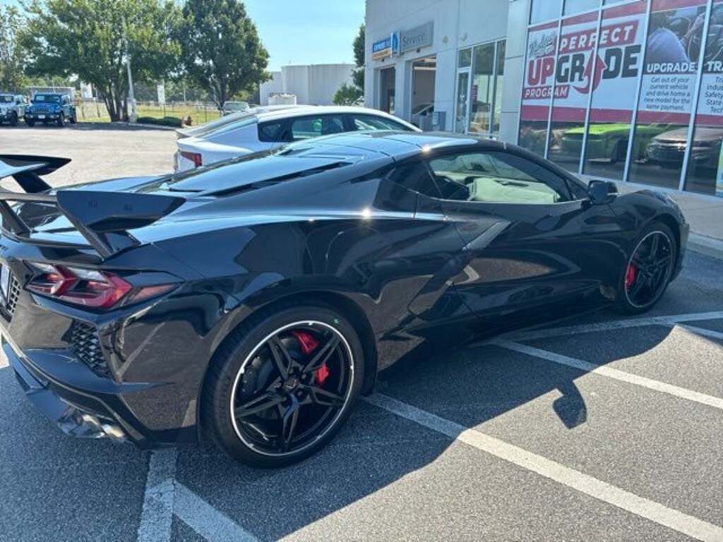 Used 2024 Chevrolet Corvette Stingray w/1LT Coupe