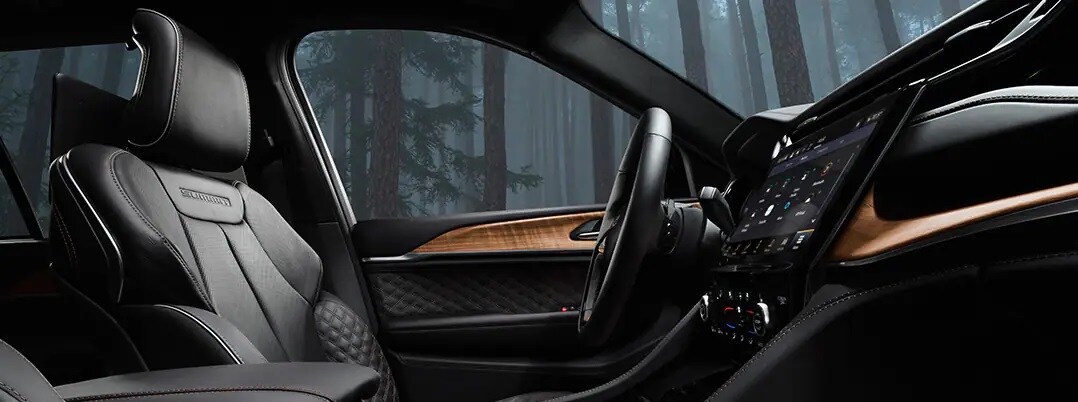 st. louis grand cherokee 4xe interior