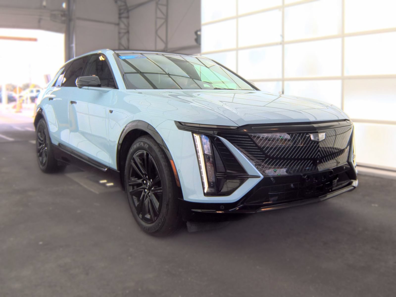 Used 2024 CADILLAC LYRIQ Luxury SUV
