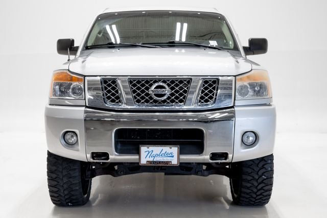 2012 Nissan Titan SV - Photo 4