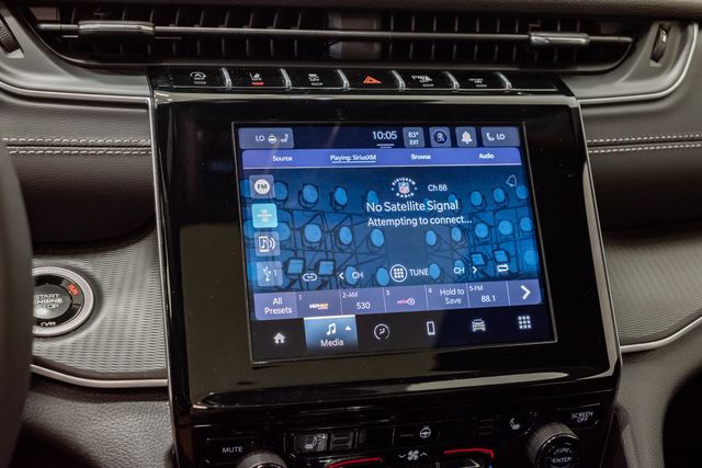 2025 Jeep Grand Cherokee Laredo - Photo 15