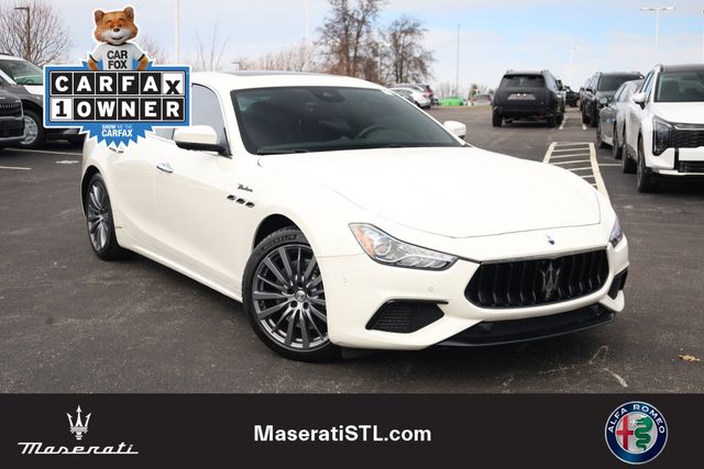 2022 Maserati Ghibli Modena Q4's photo