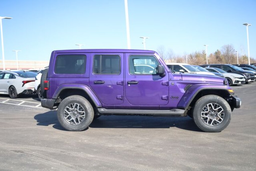 New 2026 Jeep Wrangler 4-DOOR SAHARA Sport Utility