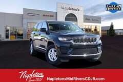 2023 Jeep Grand Cherokee Laredo SUV