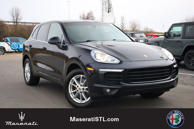 2018 Porsche Cayenne Base's photo