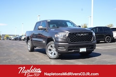 2026 Ram 1500 BIG HORN CREW CAB 4X4 5'7 BOX Pickup