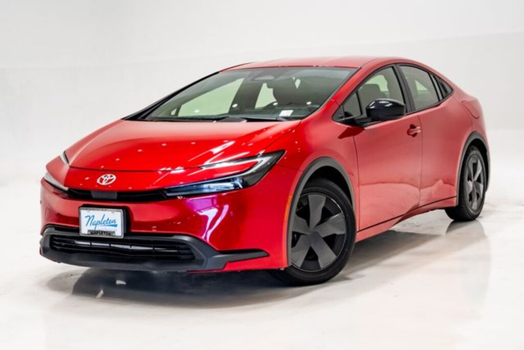 Used 2025 Toyota Prius LE Hatchback