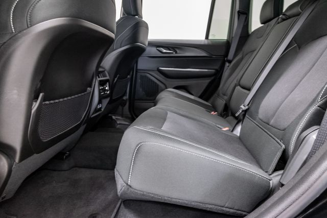2025 Jeep Grand Cherokee Laredo - Photo 23