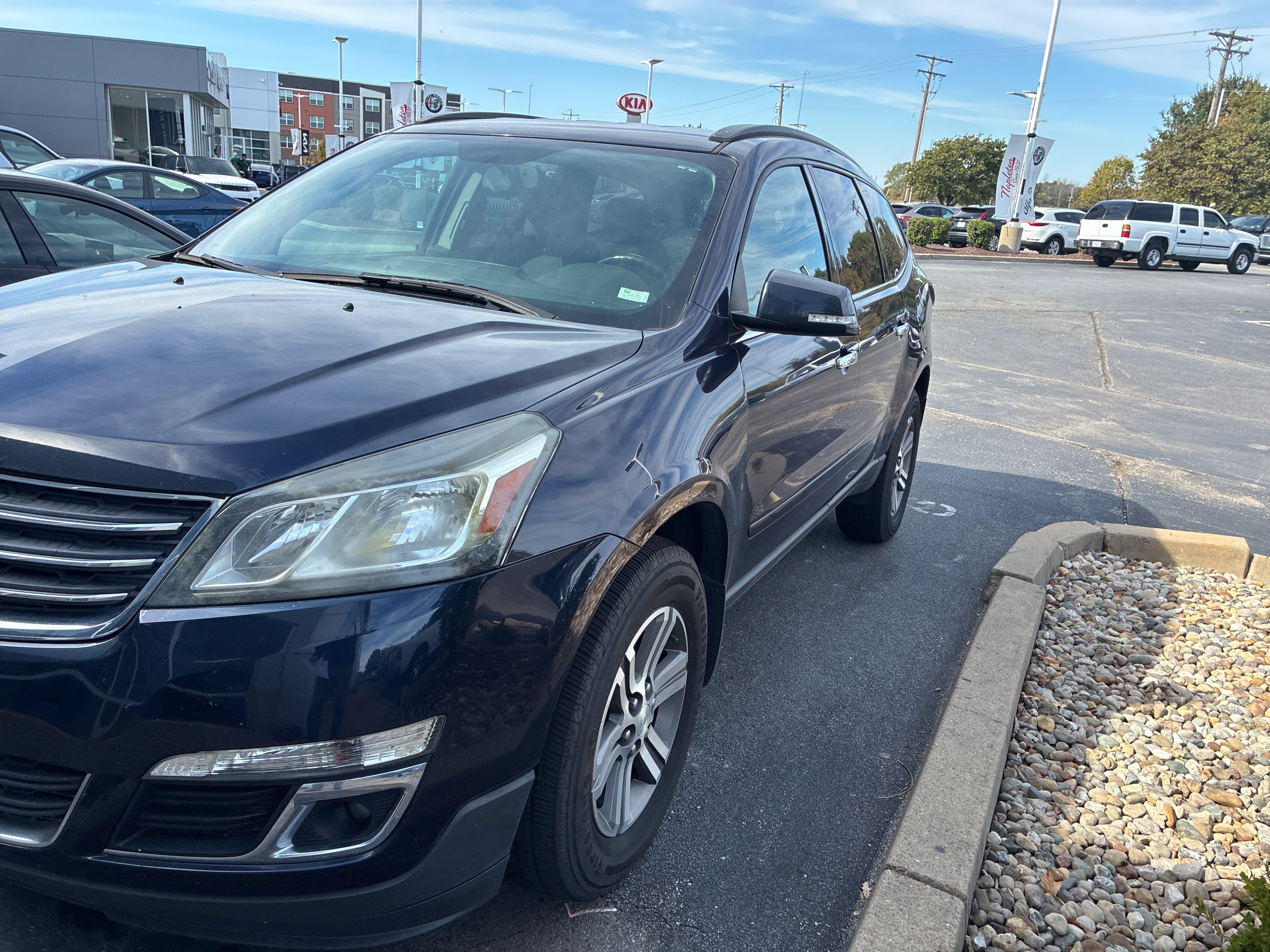 Used 2017 Chevrolet Traverse LT w/1LT SUV