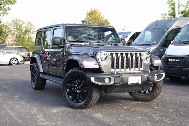 2022 Jeep Wrangler Unlimited 4xe Sahara photo 2