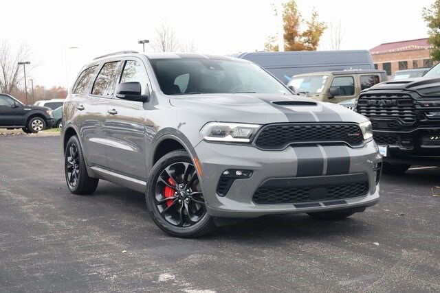2023 Dodge Durango R/T Plus photo 2