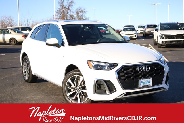 2023 Audi Q5 Premium Plus's photo