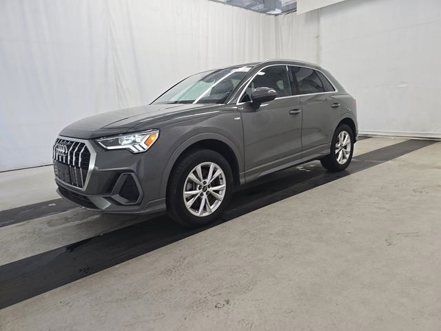 2023 Audi Q3 45 TFSI S Line Premium Plus quattro's photo