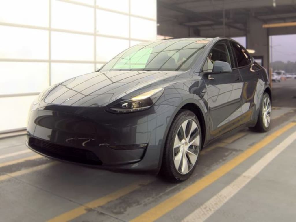 Used 2023 Tesla Model Y Long Range SUV