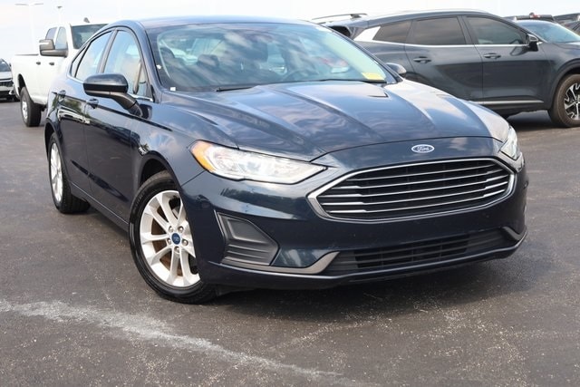 Used 2020 Ford Fusion SE with VIN 3FA6P0HD0LR145725 for sale in Saint Peters, MO