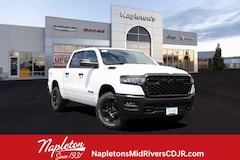 2025 Ram 1500 WARLOCK CREW CAB 4X4 5'7 BOX Pickup