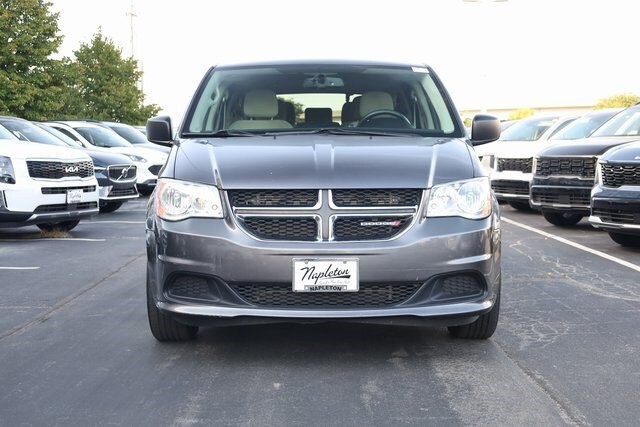 2016 Dodge Grand Caravan SE photo 2