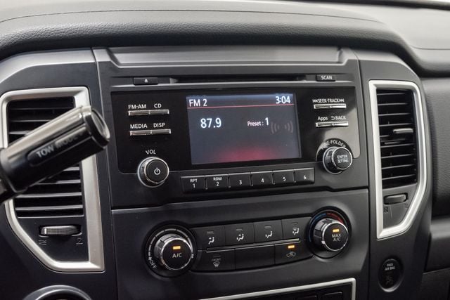 2017 Nissan Titan S - Photo 14