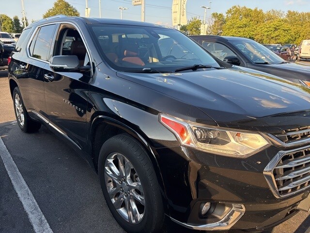 2018 Chevrolet Traverse High Country photo 2