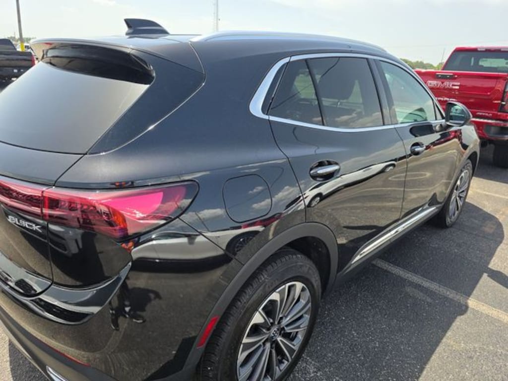 Used 2024 Buick Envision Preferred SUV