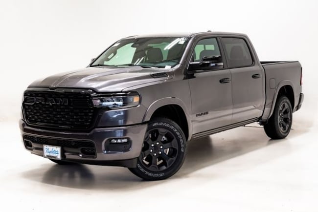 2026 Ram 1500 BIG HORN CREW CAB 4X4 5'7 BOX Pickup