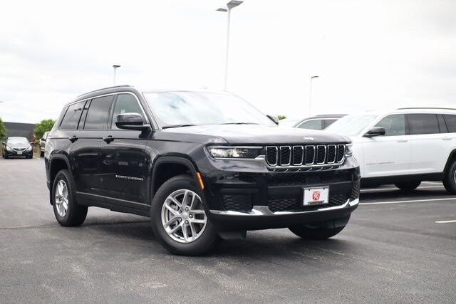 2025 Jeep Grand Cherokee Laredo X photo 2