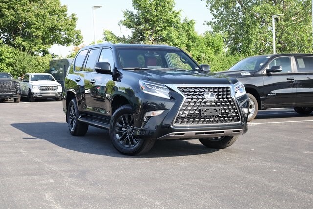 2023 Lexus GX 460 photo 2
