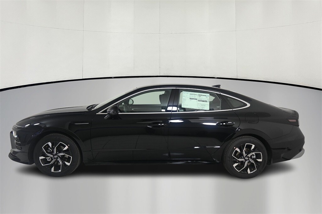 2025 Hyundai Sonata SEL Convenience photo 4