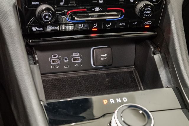2025 Jeep Grand Cherokee Laredo - Photo 19