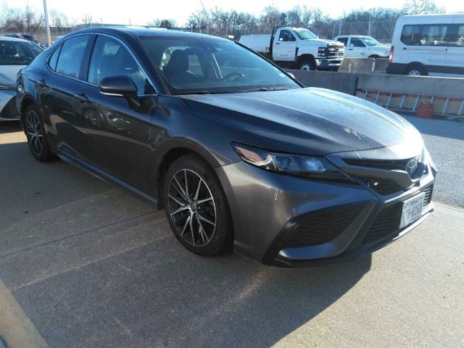 2024 Toyota Camry SE Sedan