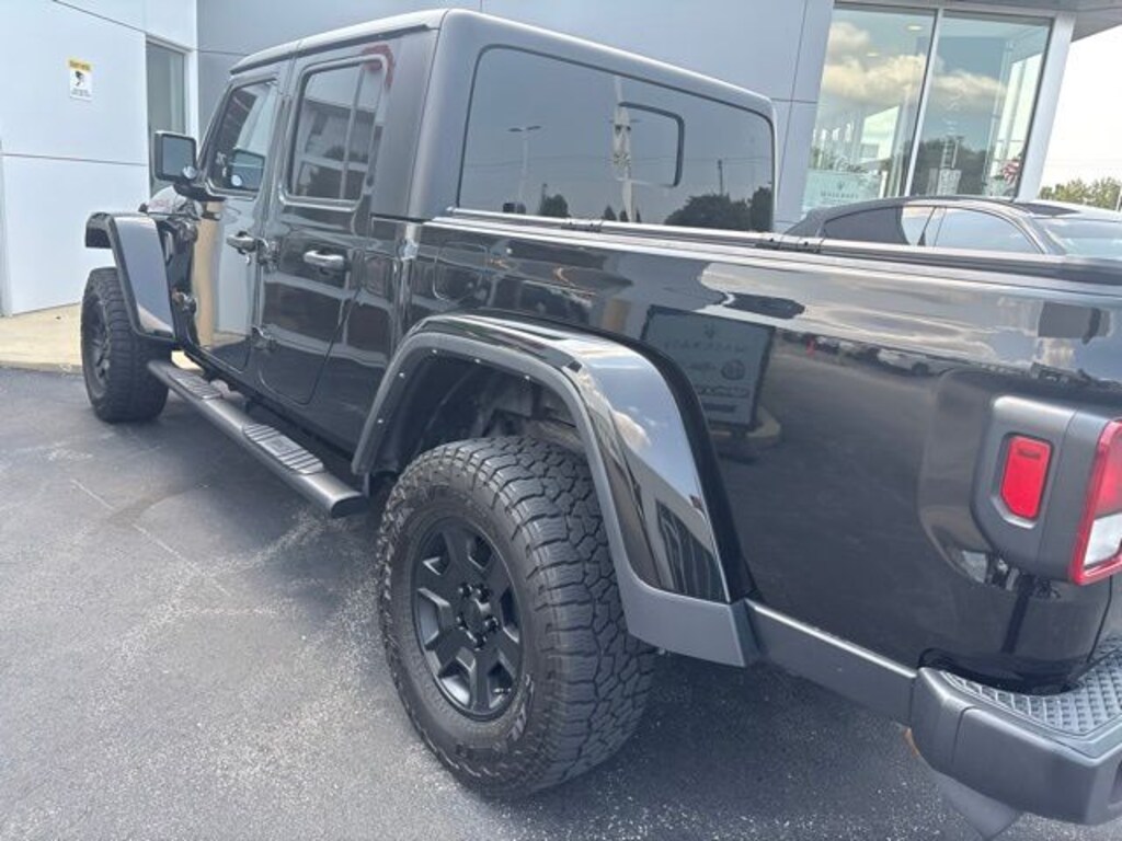 Used 2023 Jeep Gladiator Mojave Truck Crew Cab