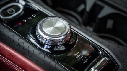 Jeep wagoneer motor options