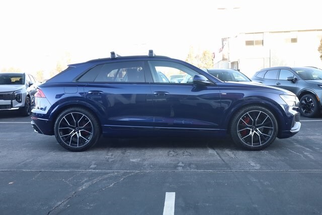 2020 Audi Q8 55 Premium photo 3