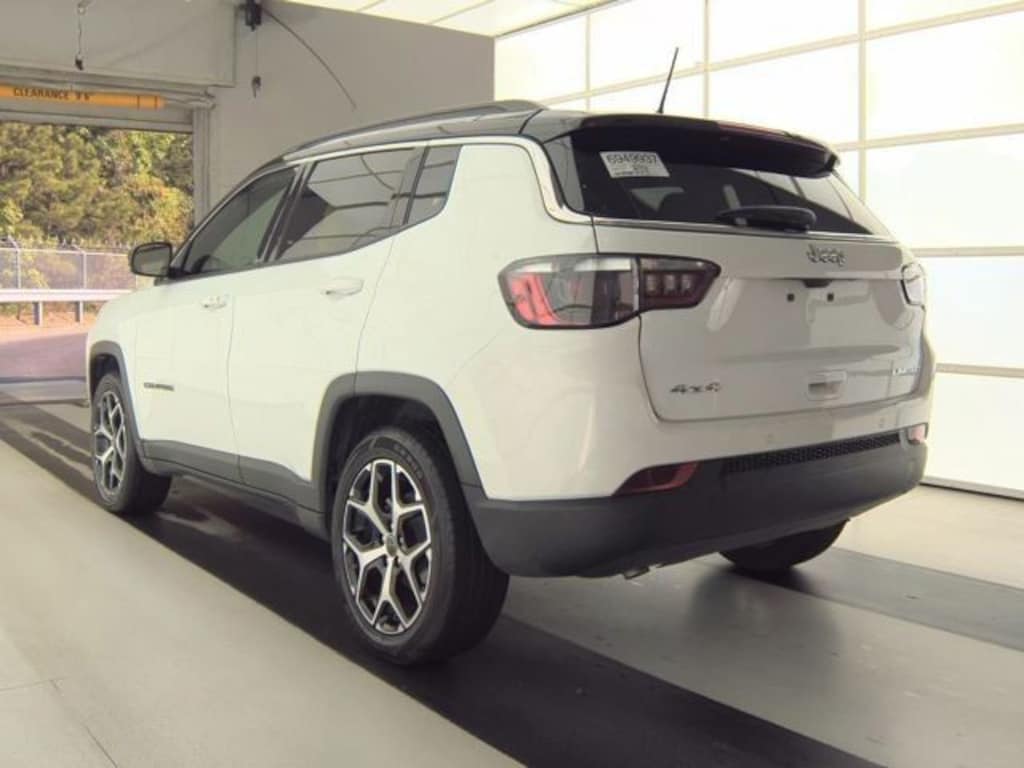 Used 2025 Jeep Compass Limited SUV