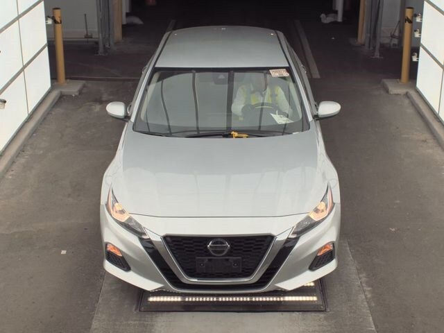 2021 Nissan Altima 2.5 S photo 2