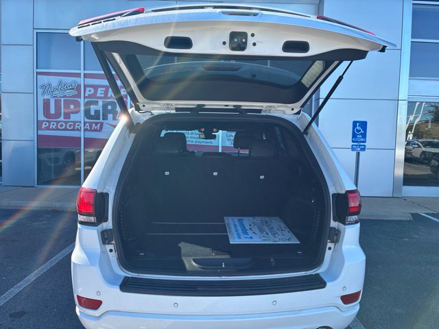 Used 2020 Jeep Grand Cherokee Laredo SUV