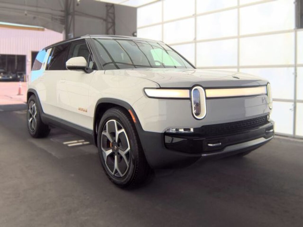 Used 2024 Rivian R1S SUV